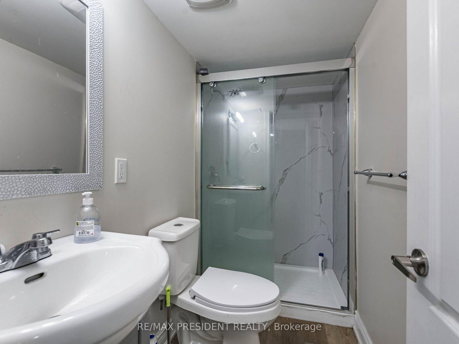 8 River Heights Drive • Brampton, ON photo 17