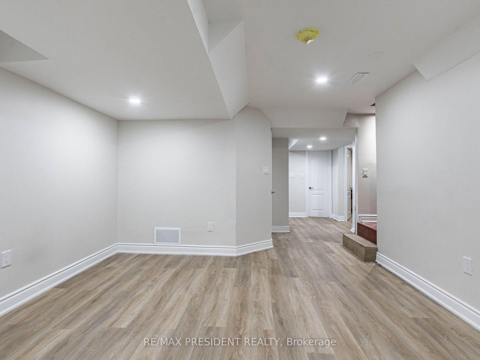 8 River Heights Drive • Brampton, ON photo 34