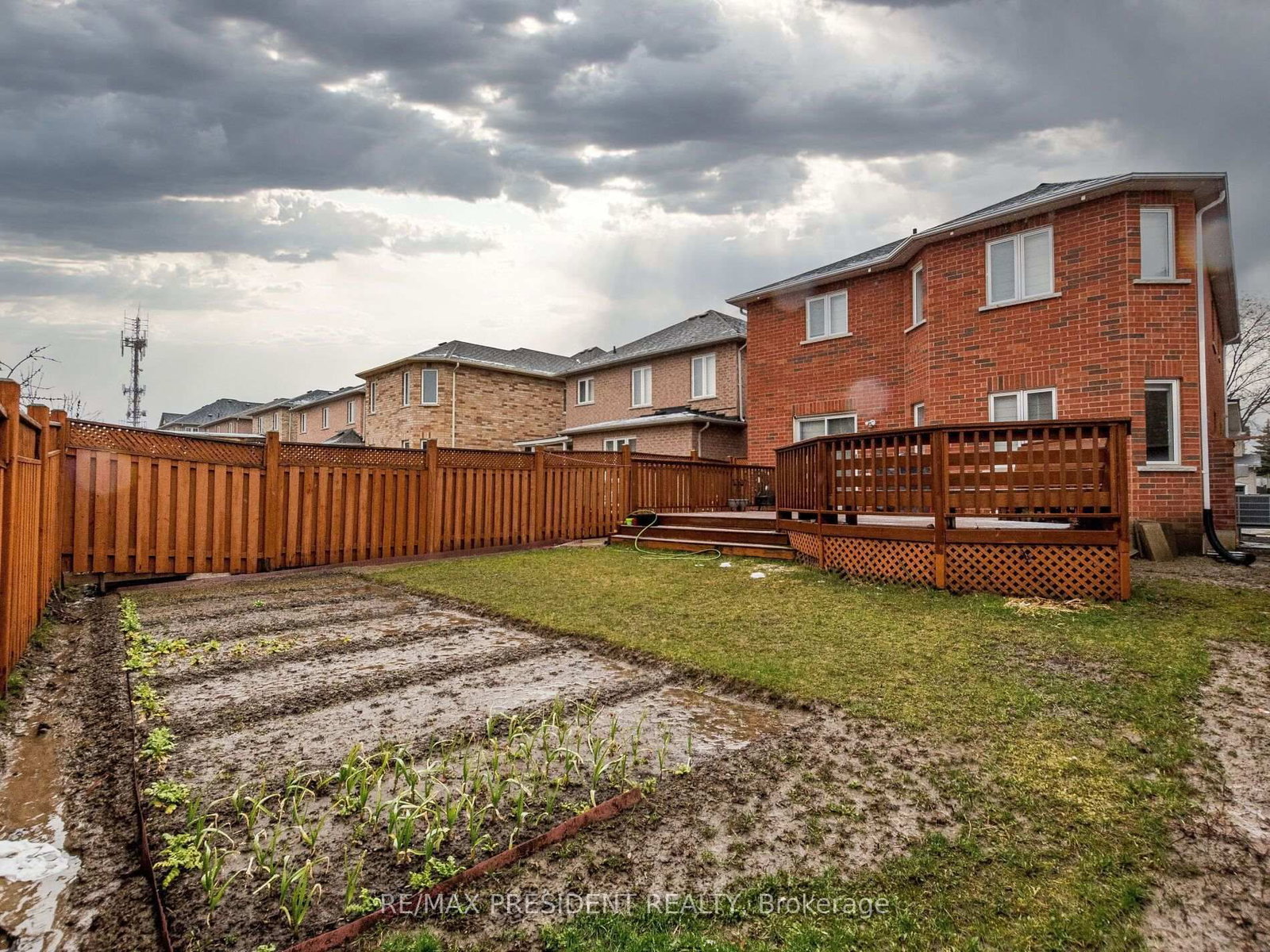 8 River Heights Drive • Brampton, ON photo 41