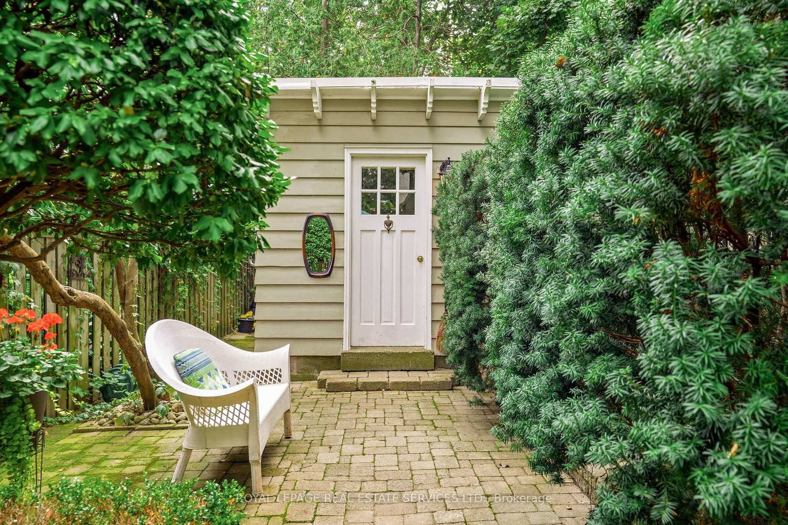 344 Maple Avenue • Oakville, ON photo 27