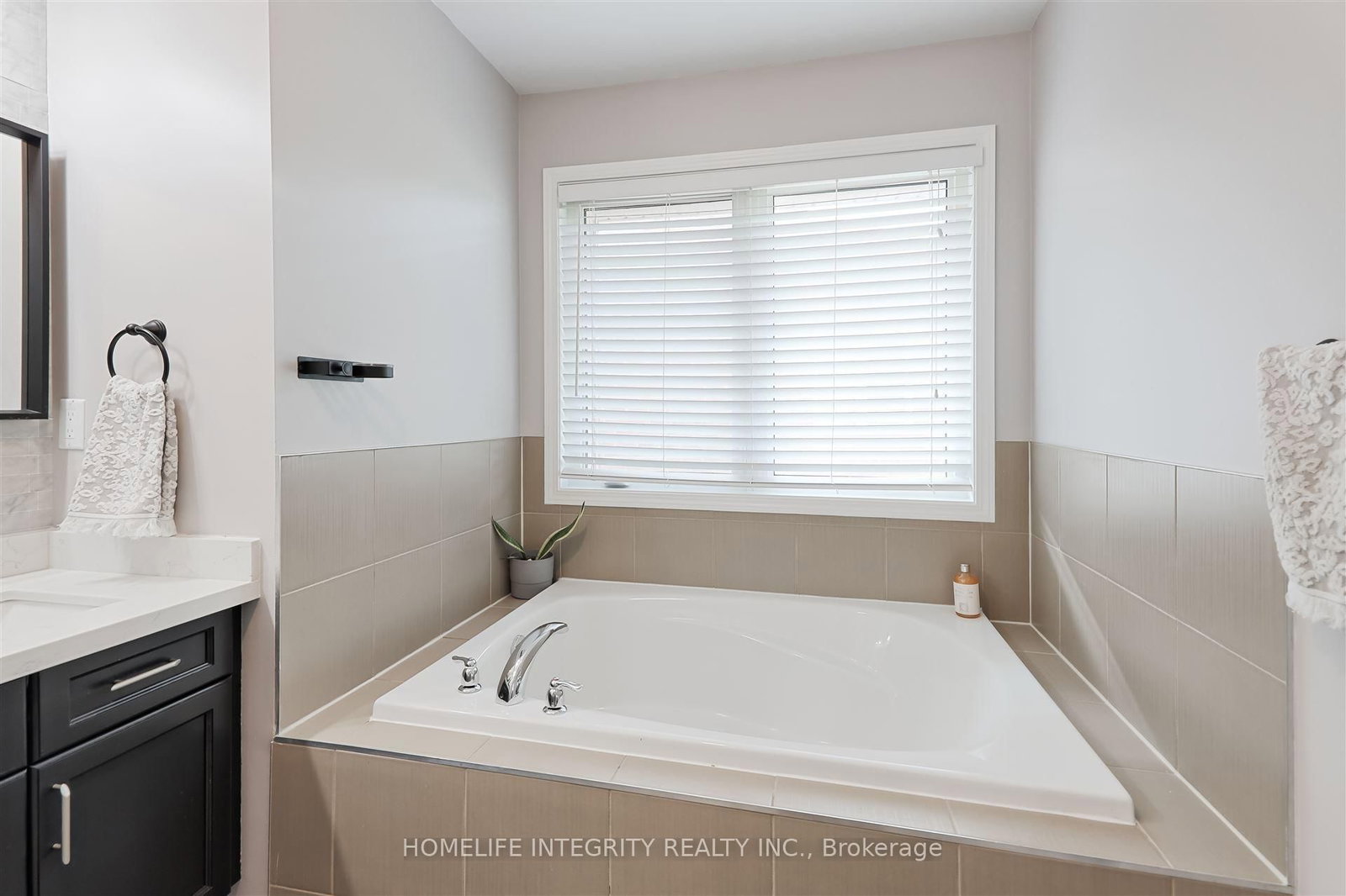 33 Klemscott Road • Brampton, ON photo 21