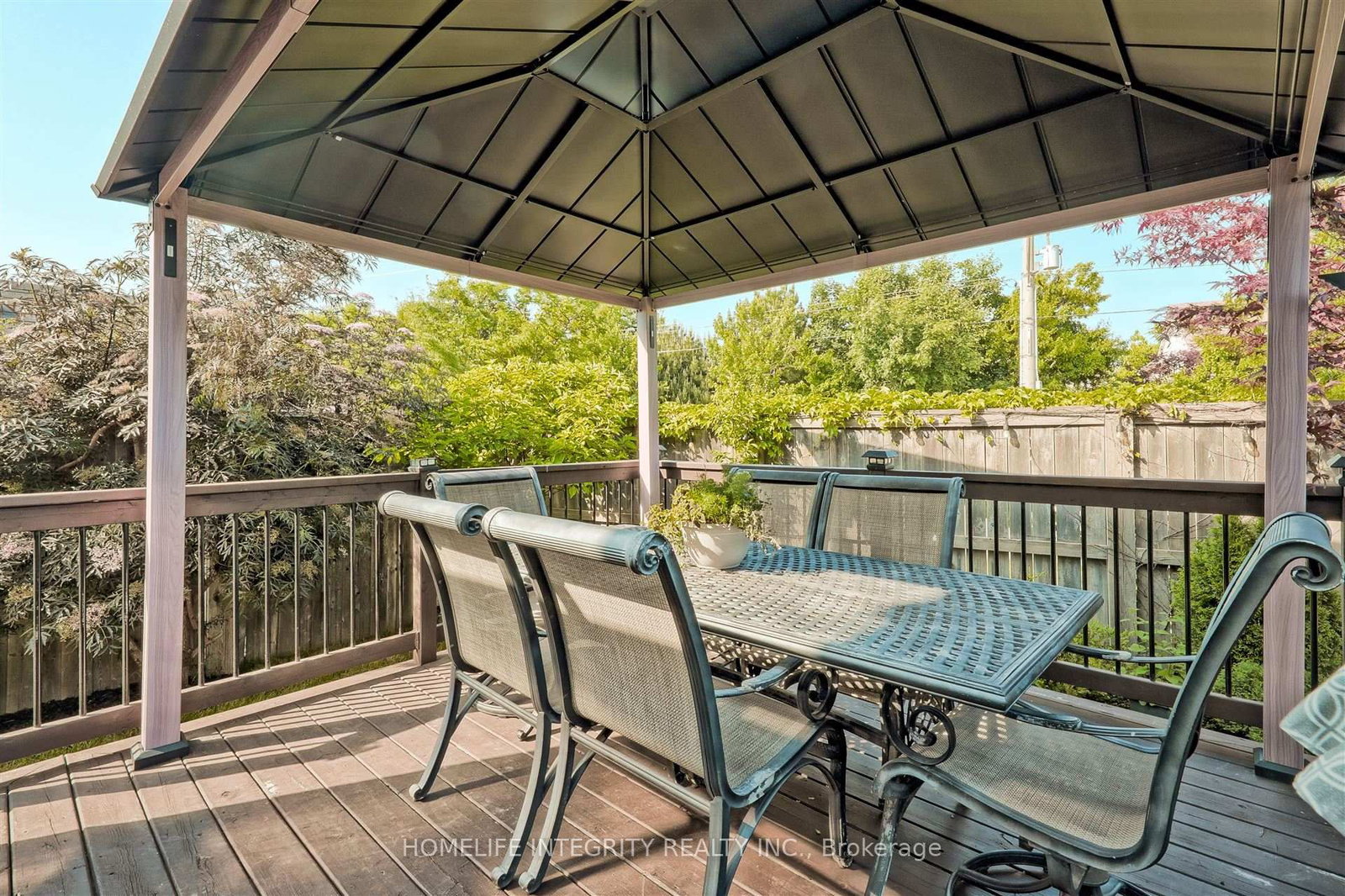 33 Klemscott Road • Brampton, ON photo 34