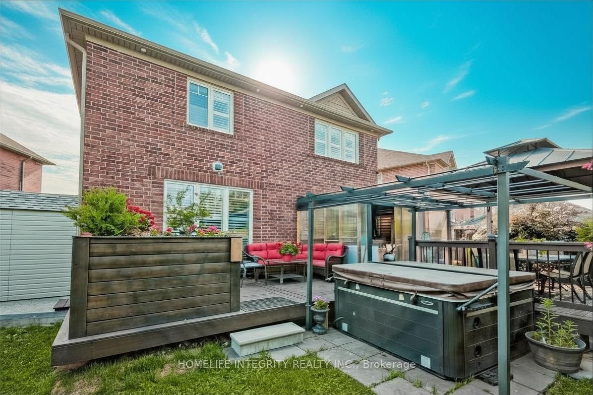 33 Klemscott Road • Brampton, ON photo 37