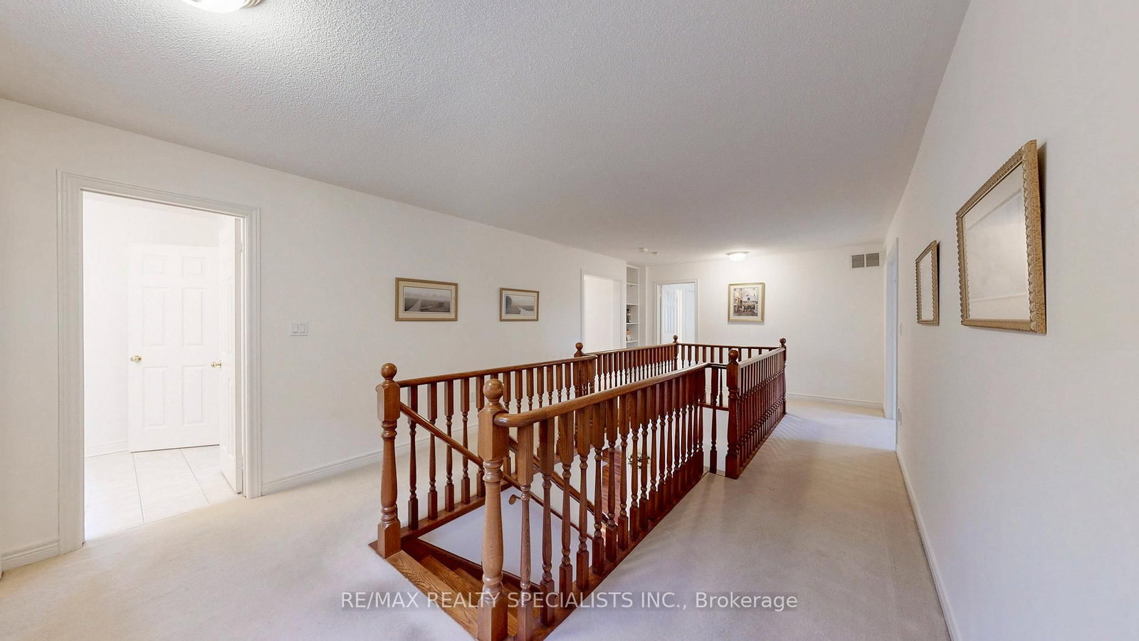 2258 Rochester Circle • Oakville, ON photo 20