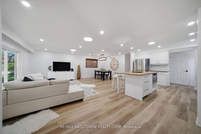 2306 Devon Road • Oakville, ON photo 5