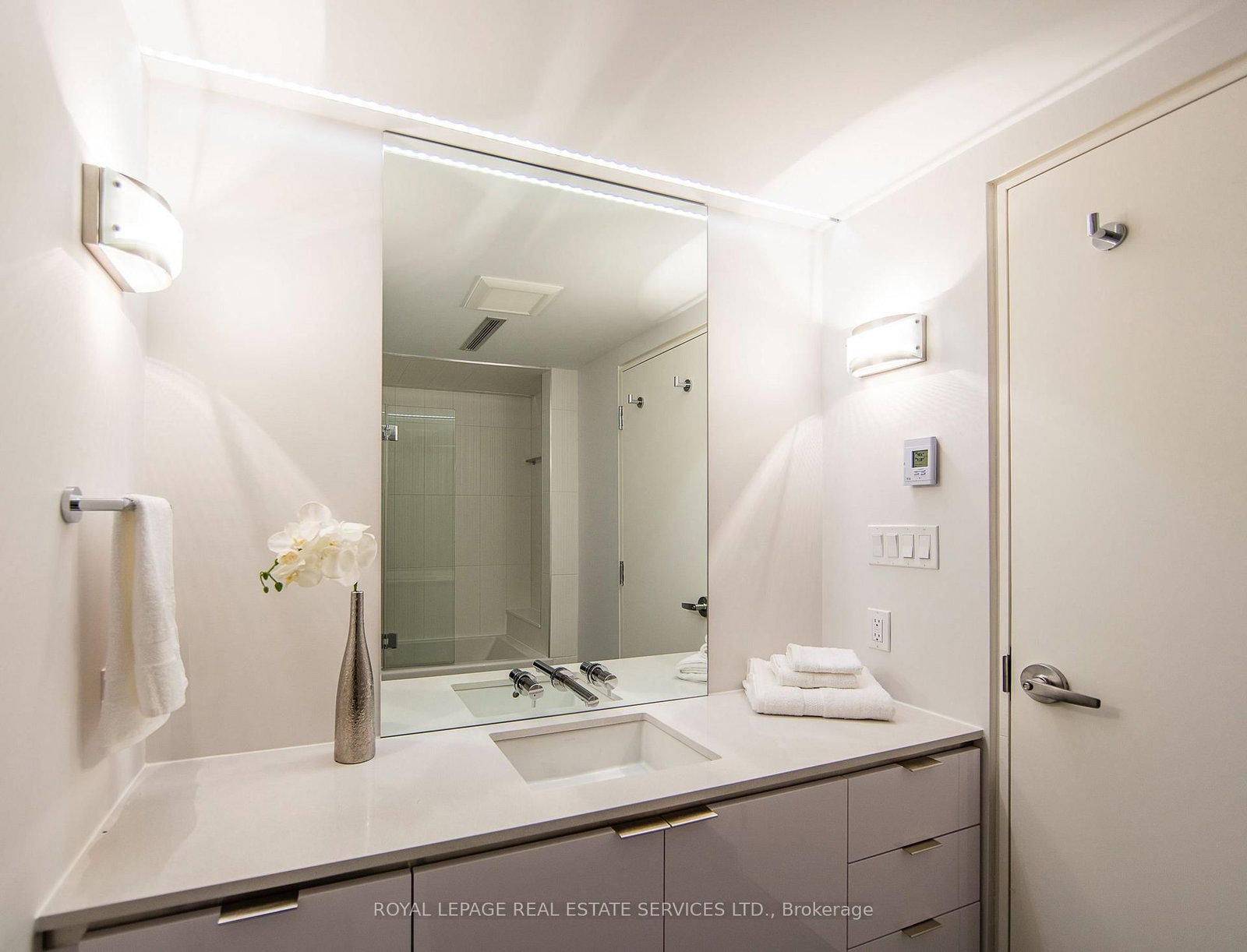 137 High Park Avenue • Toronto, ON photo 9