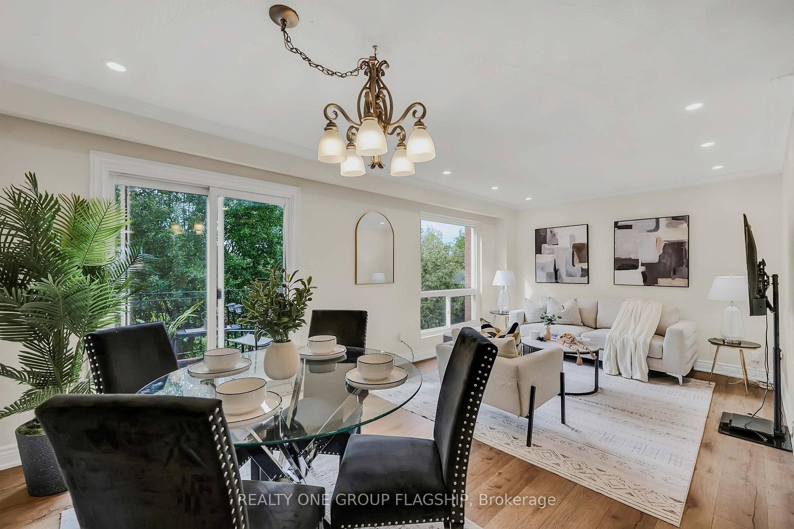 12 Azalea Court • Toronto, ON photo 1
