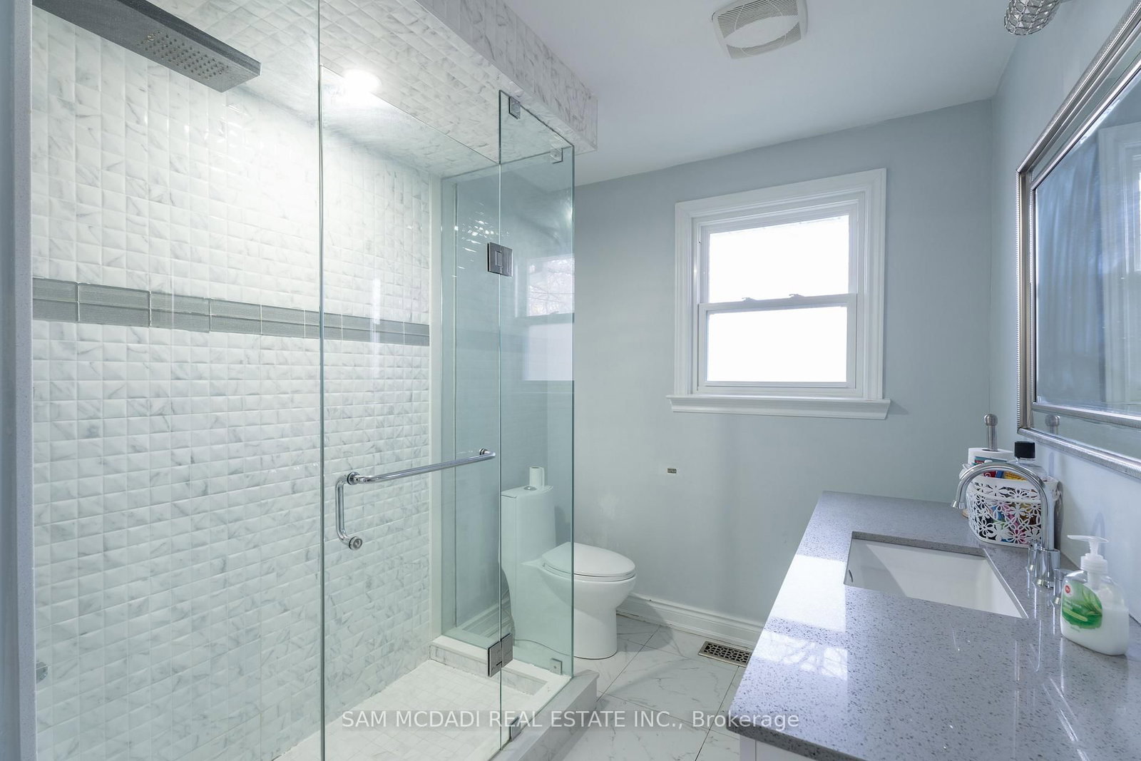 54 Bearbury Drive • Toronto, ON photo 17