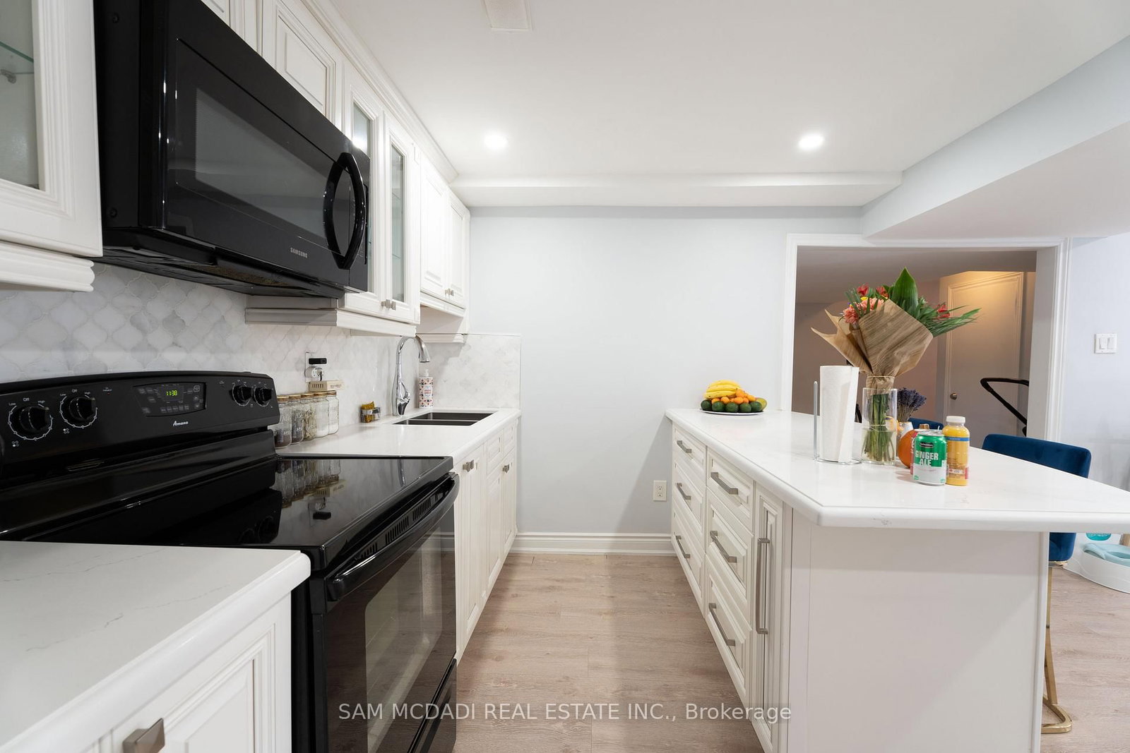 54 Bearbury Drive • Toronto, ON photo 28