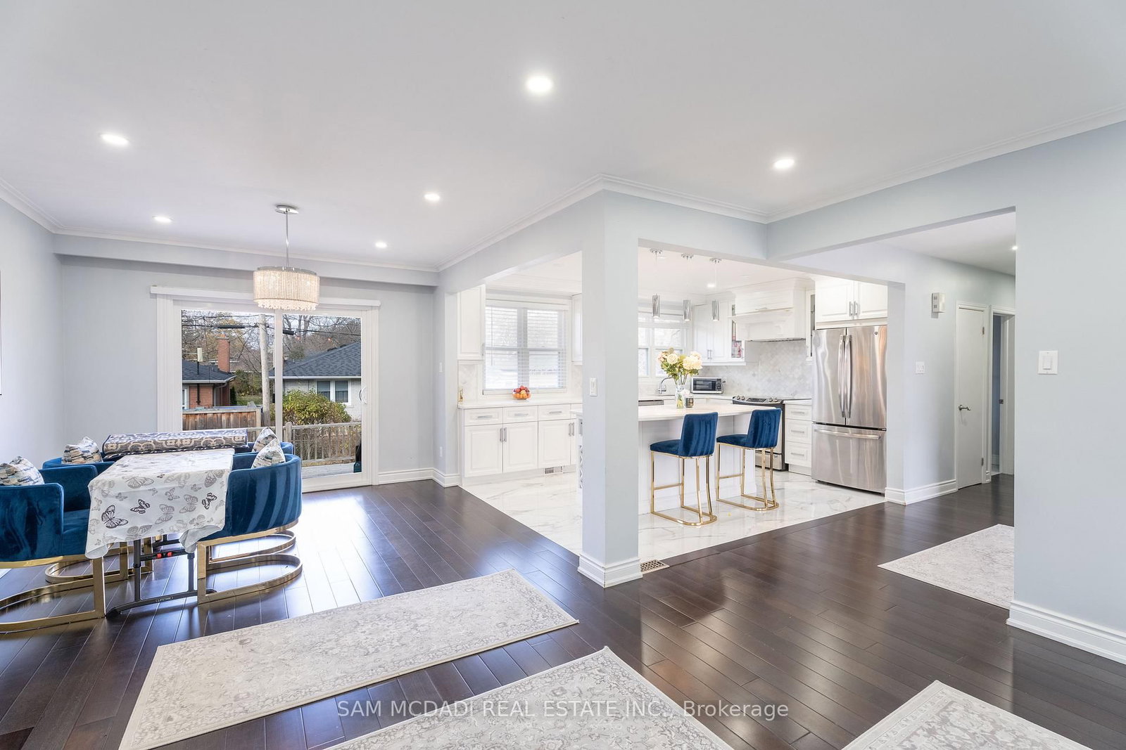 54 Bearbury Drive • Toronto, ON photo 6