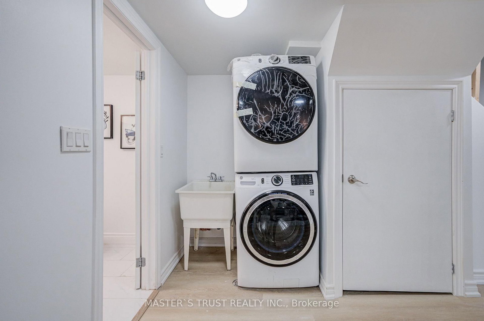 4 Gatsby Square • Brampton, ON photo 28
