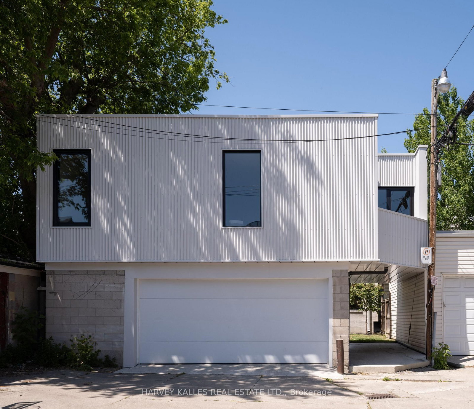 157 Hallam Street • #D • Toronto, ON photo 16