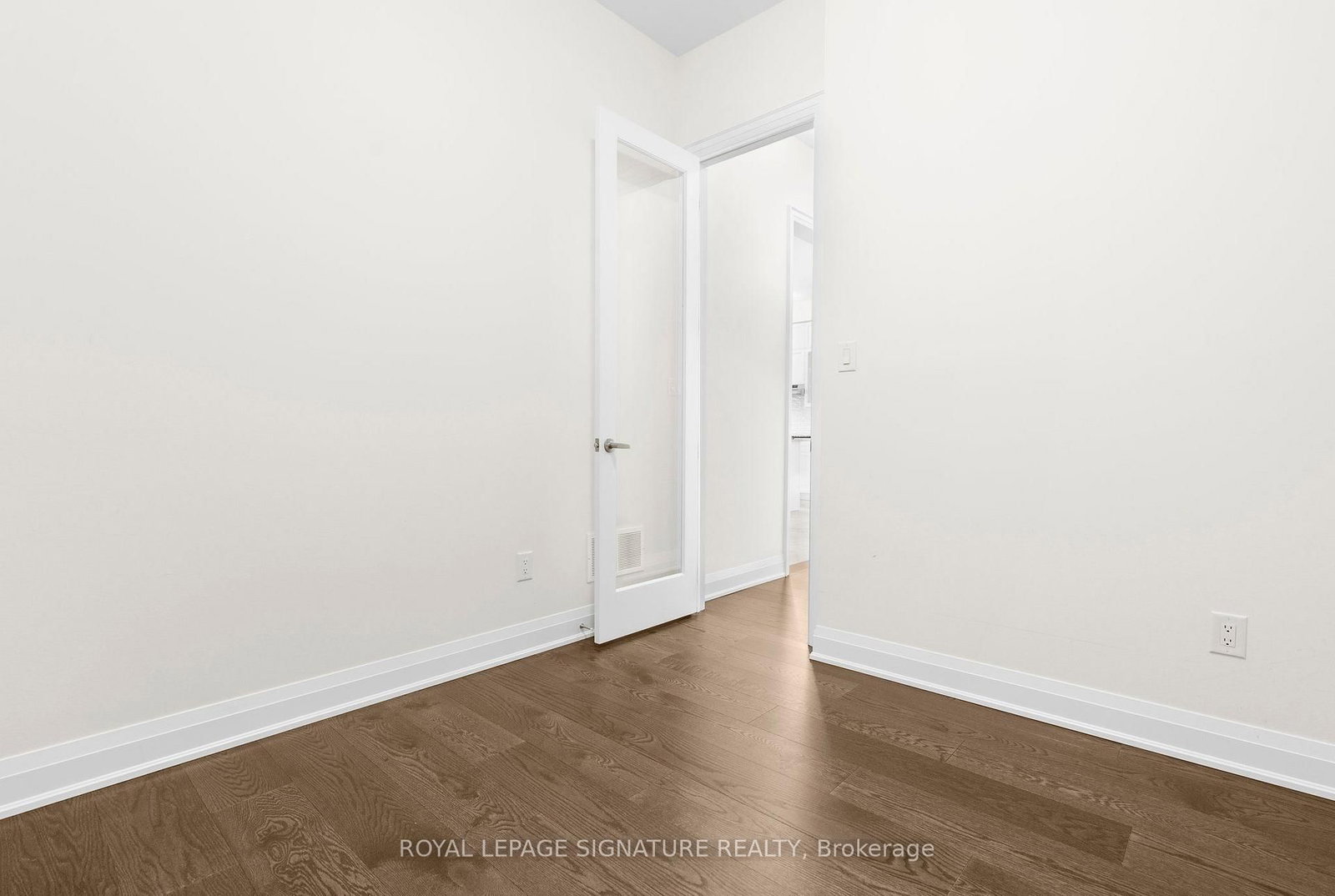 2415 Saw Whet Boulevard • Oakville, ON photo 15