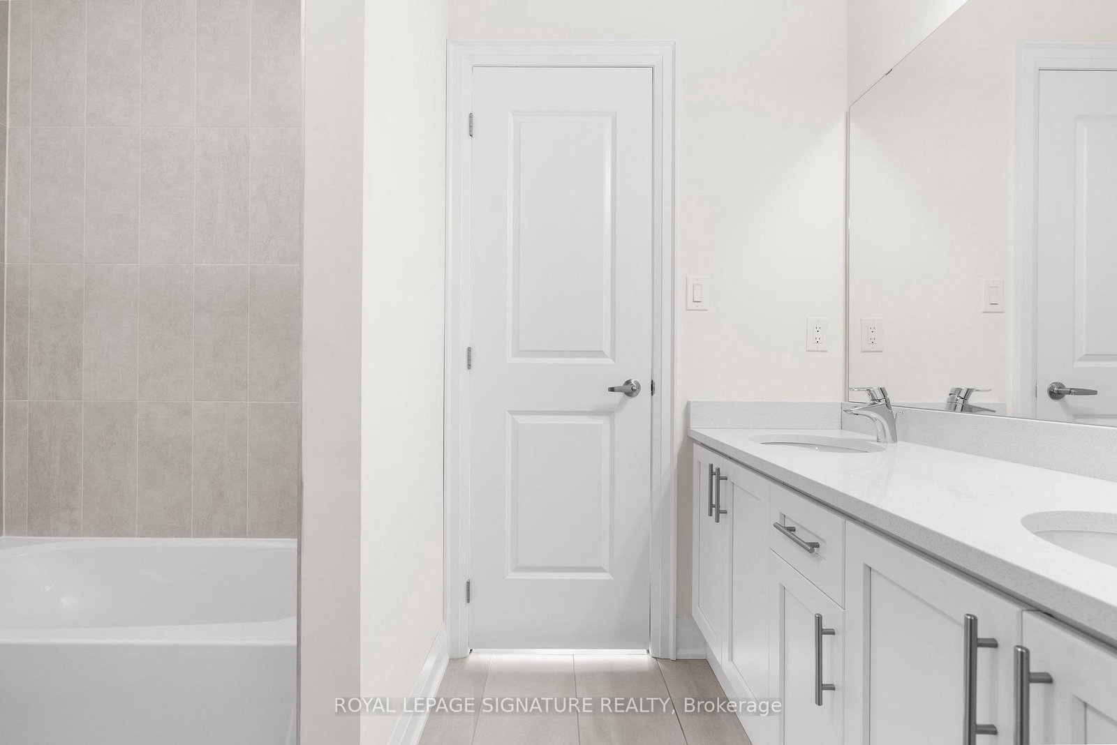 2415 Saw Whet Boulevard • Oakville, ON photo 18