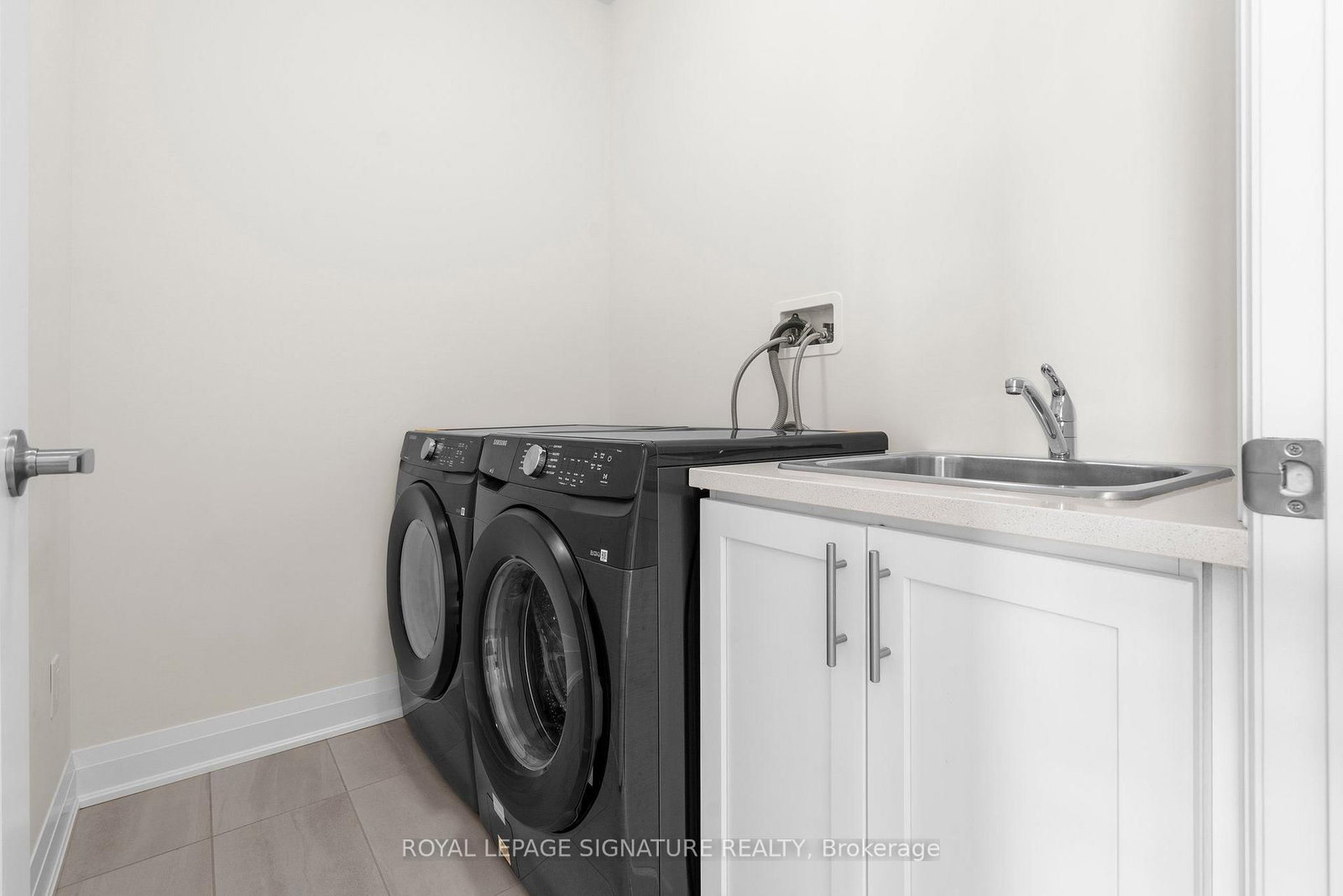 2415 Saw Whet Boulevard • Oakville, ON photo 32
