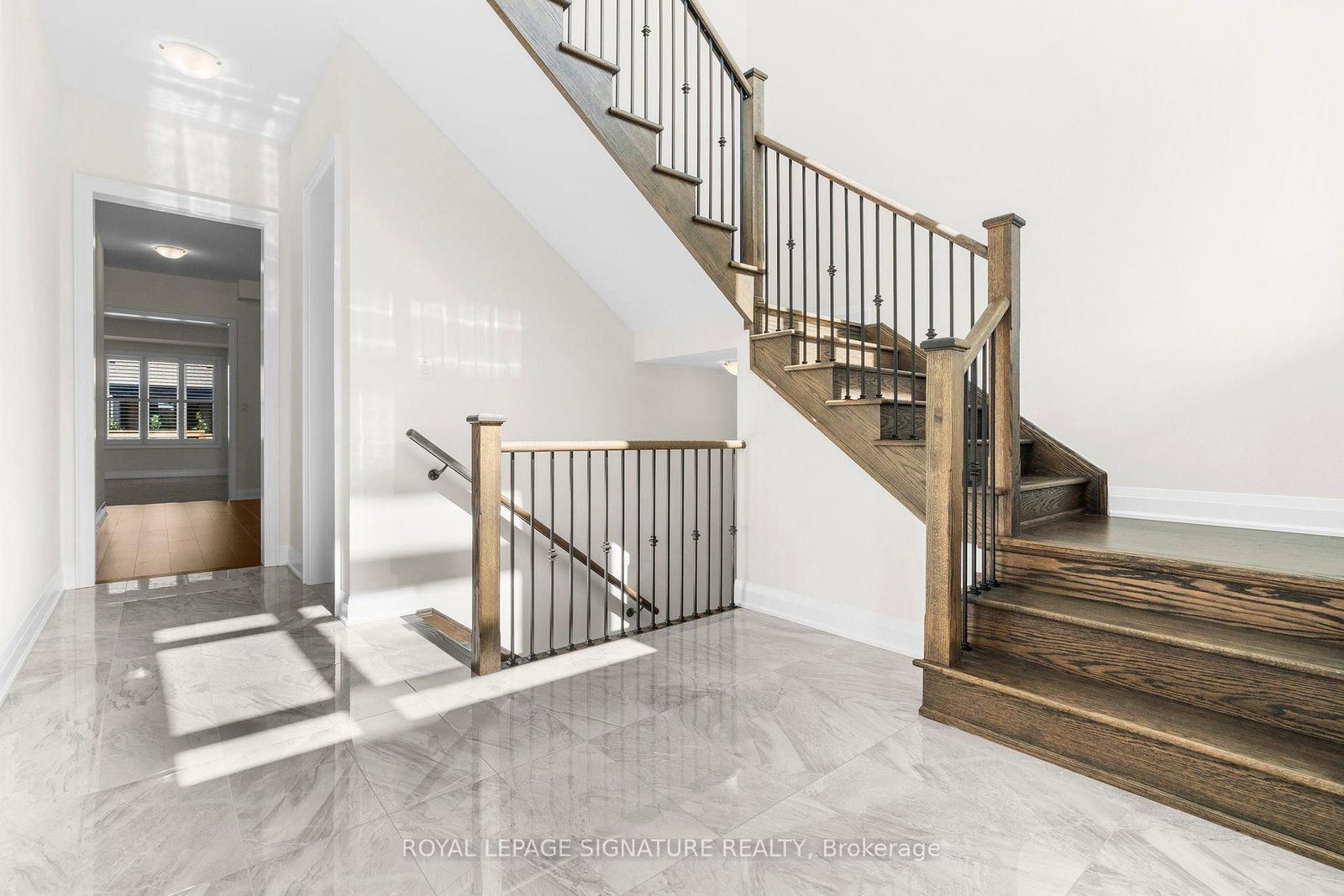 2415 Saw Whet Boulevard • Oakville, ON photo 4