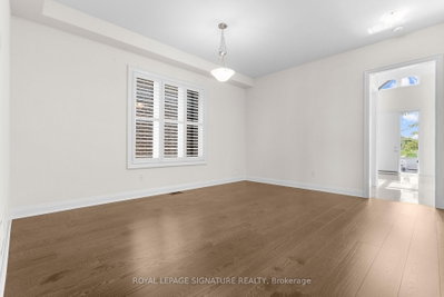 2415 Saw Whet Boulevard • Oakville, ON photo 8