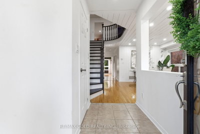 30 Schooner Drive • Brampton, ON photo 8