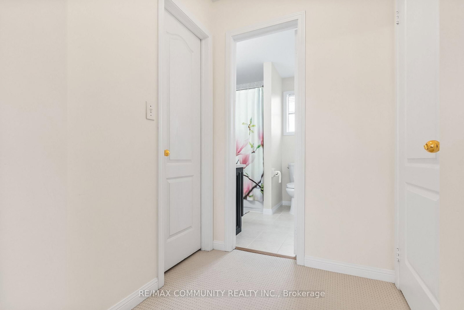 504 Kearns Drive • Milton, ON photo 16