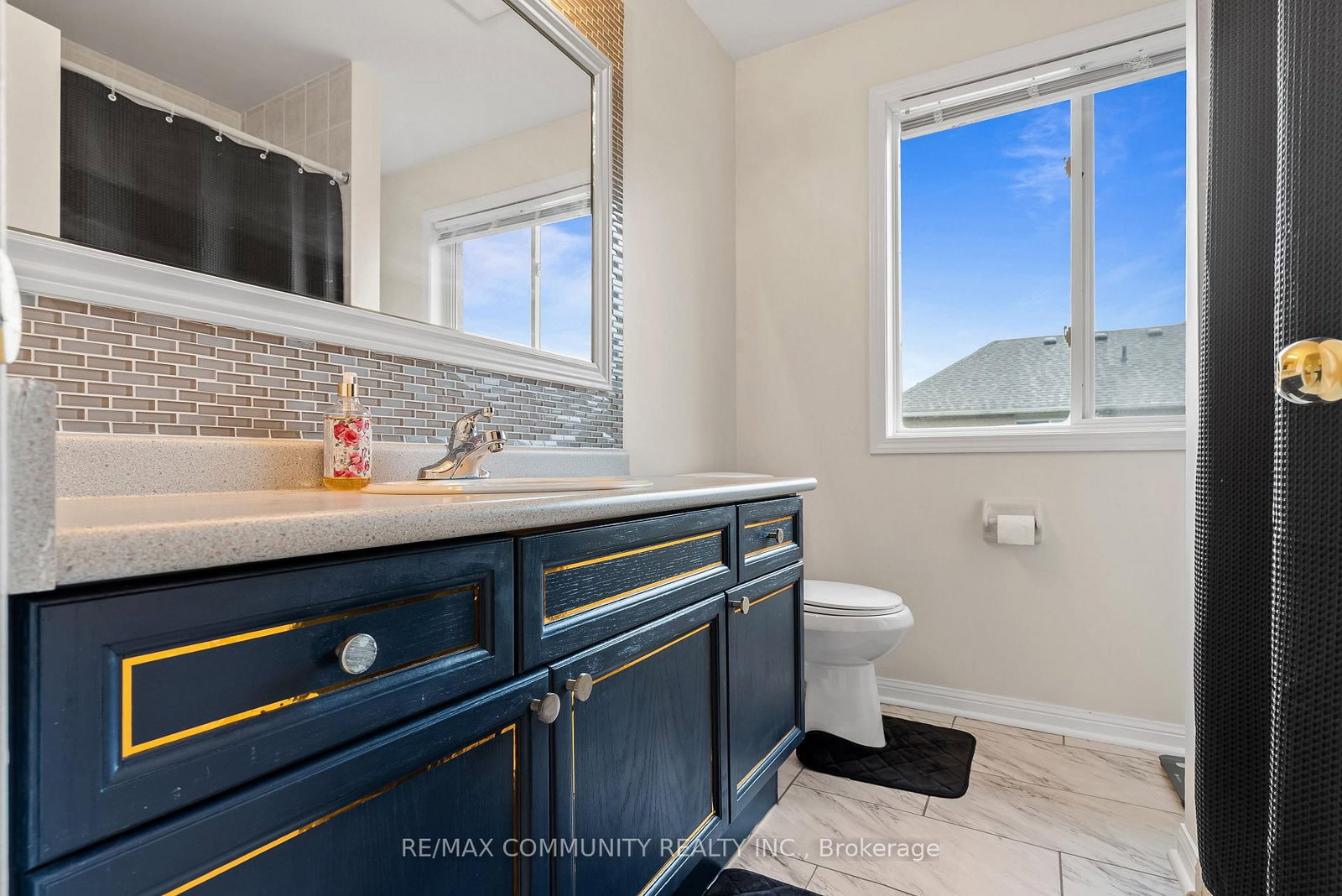 504 Kearns Drive • Milton, ON photo 24