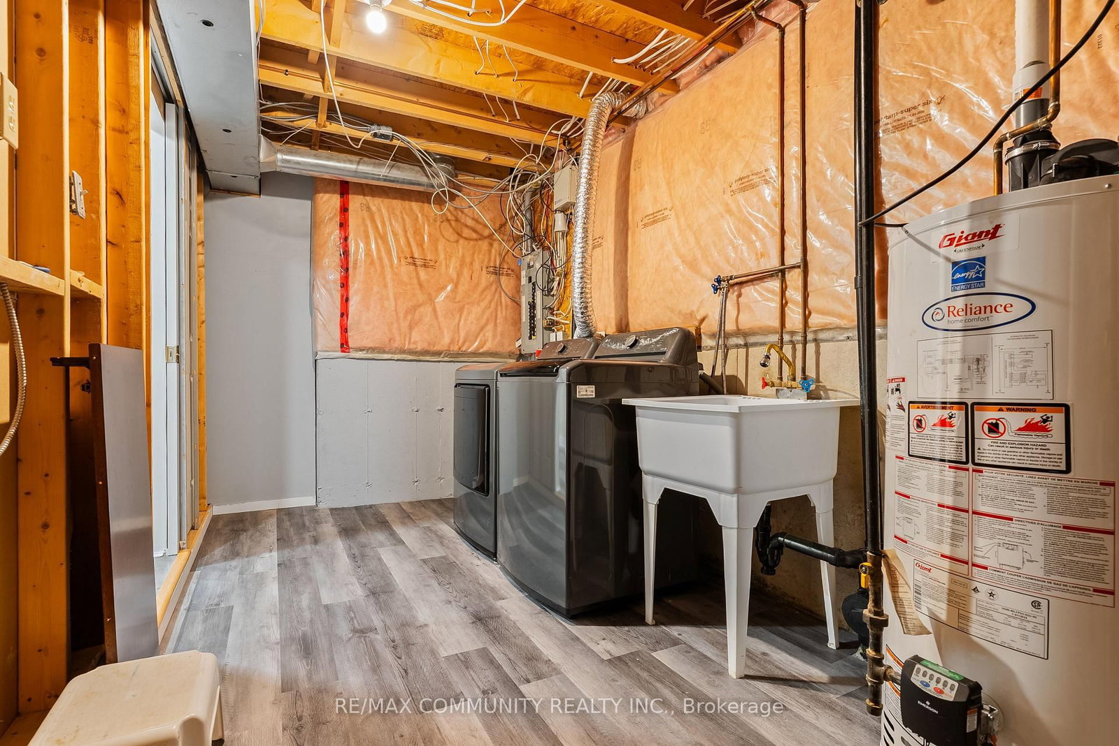 504 Kearns Drive • Milton, ON photo 28