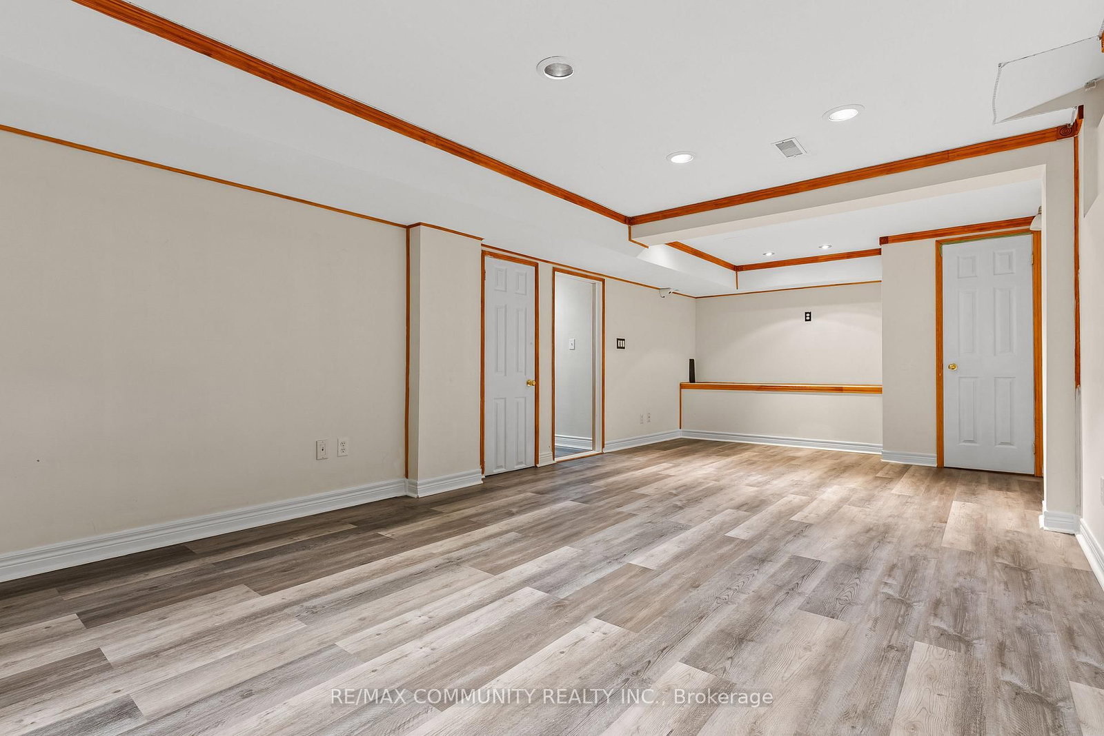 504 Kearns Drive • Milton, ON photo 29