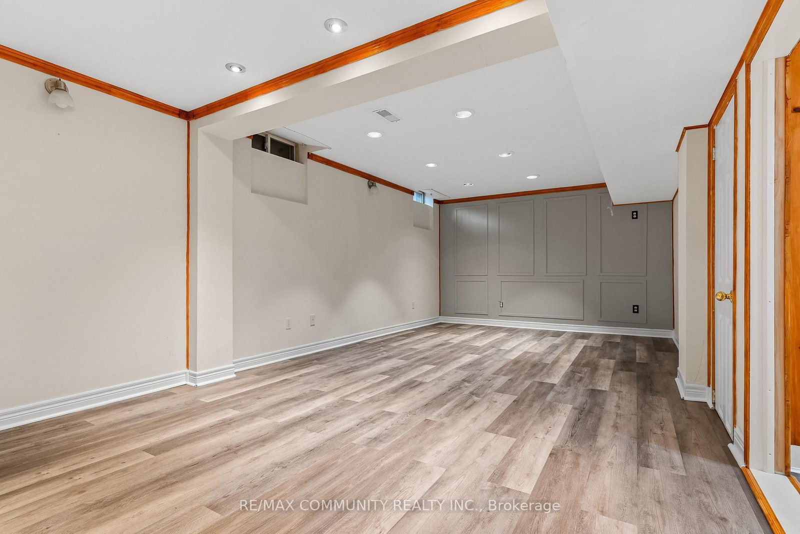 504 Kearns Drive • Milton, ON photo 31