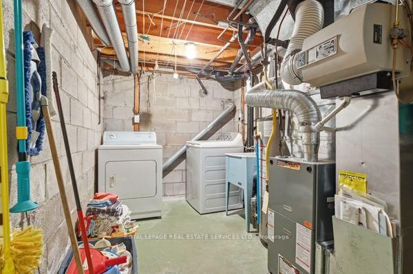 29 Silver Shadow Path • Toronto, ON photo 41