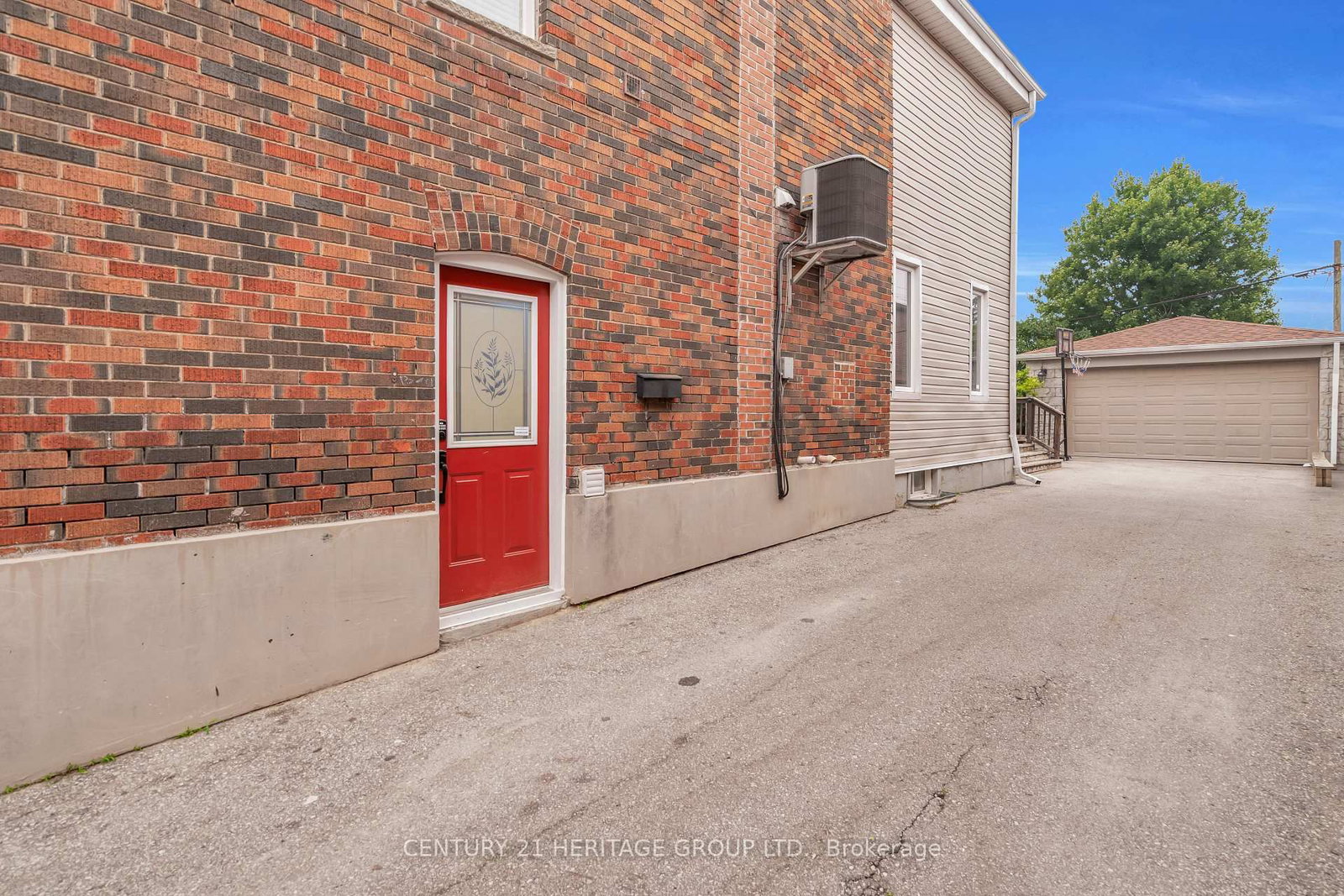 33 Sanderstead Avenue • Toronto, ON photo 28