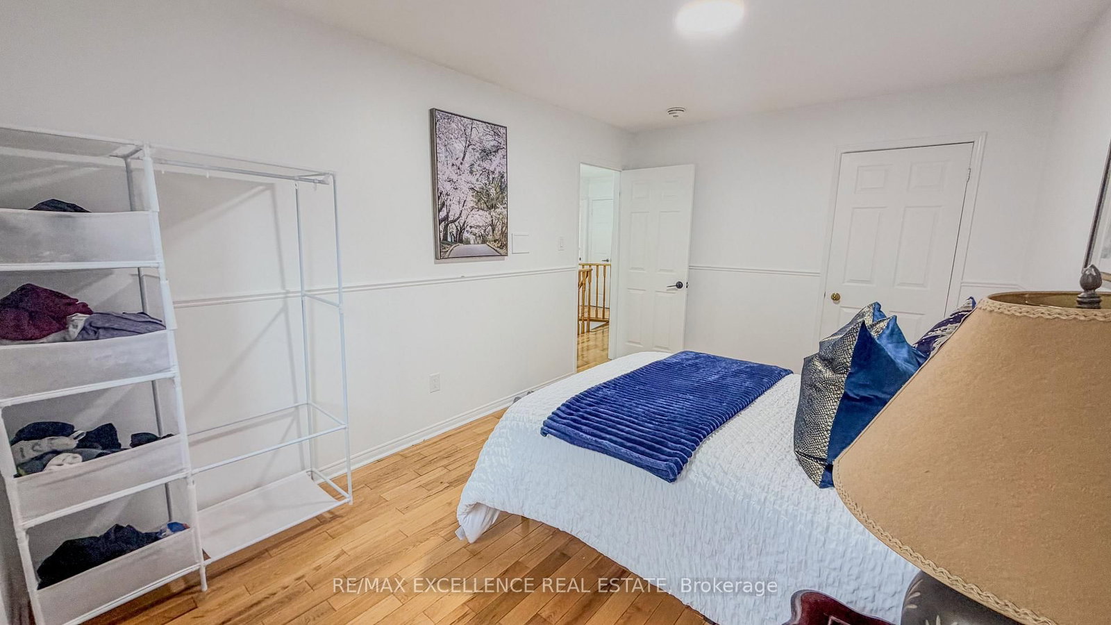 303 Hickory Circle • Oakville, ON photo 16