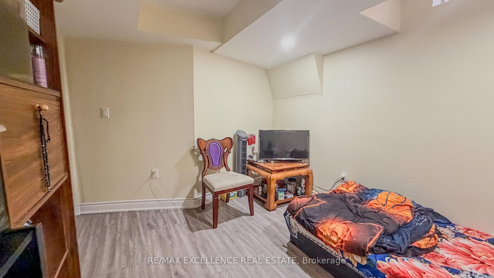 303 Hickory Circle • Oakville, ON photo 28