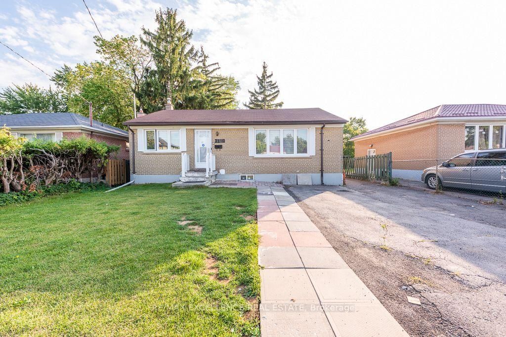 7150 Minotola Avenue • Mississauga, ON photo 1