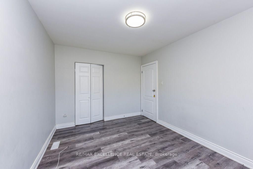 7150 Minotola Avenue • Mississauga, ON photo 19