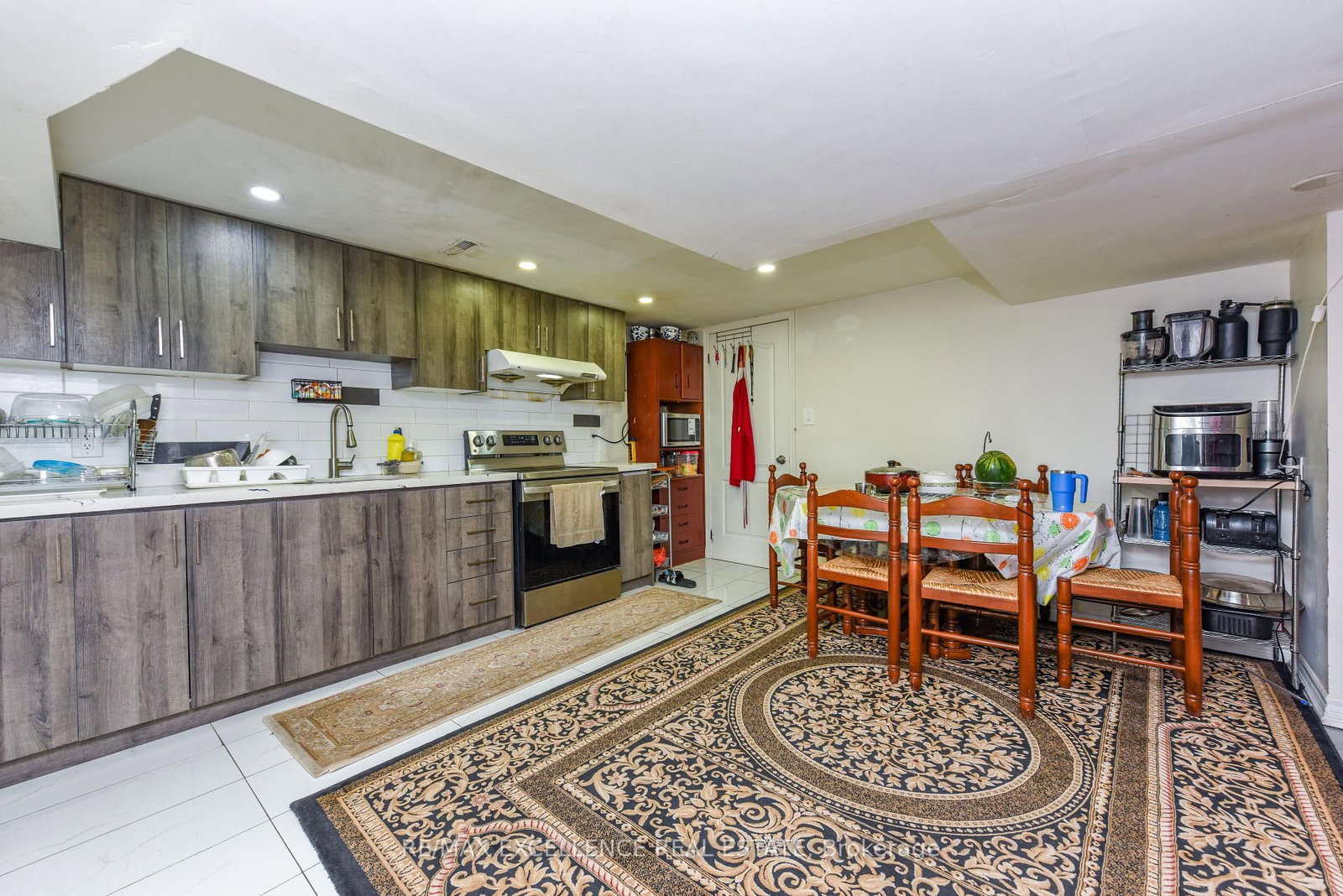 7150 Minotola Avenue • Mississauga, ON photo 28
