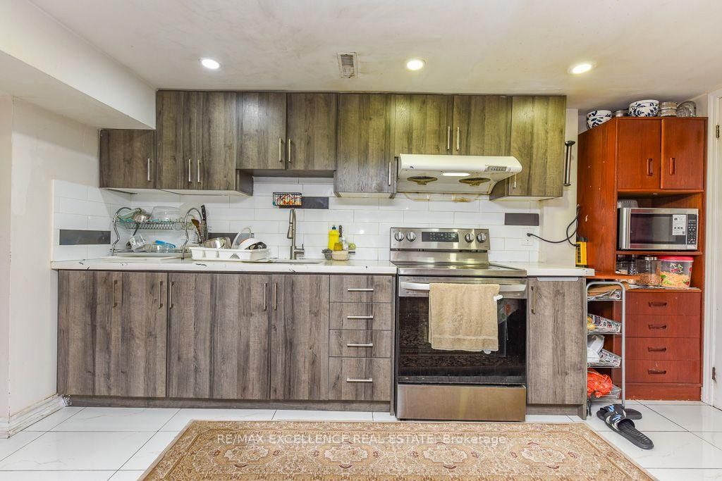 7150 Minotola Avenue • Mississauga, ON photo 29