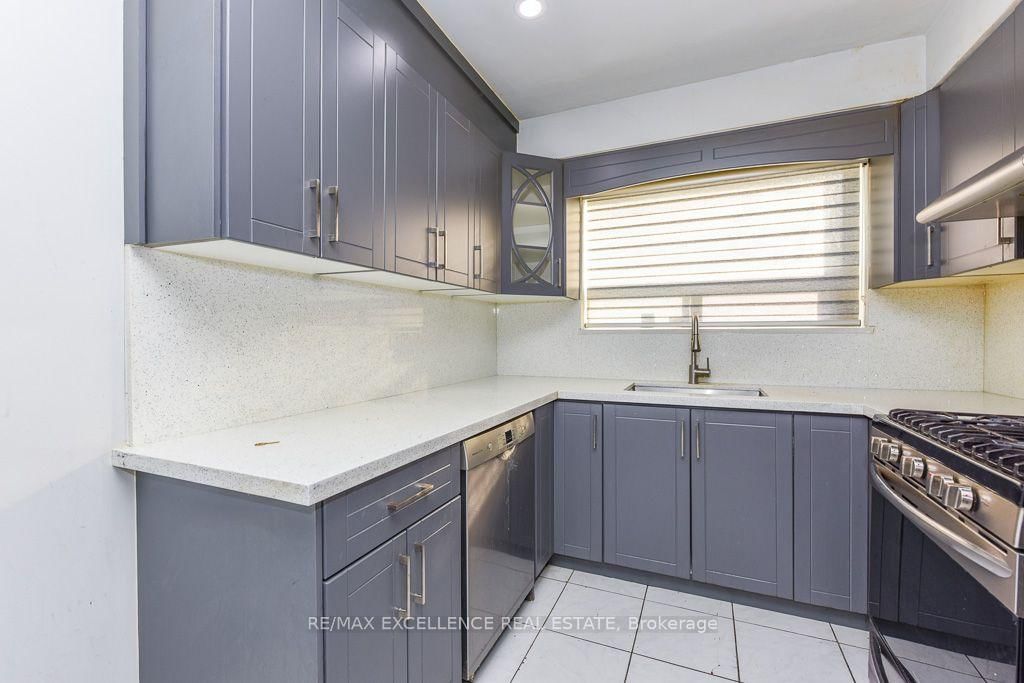 7150 Minotola Avenue • Mississauga, ON photo 9