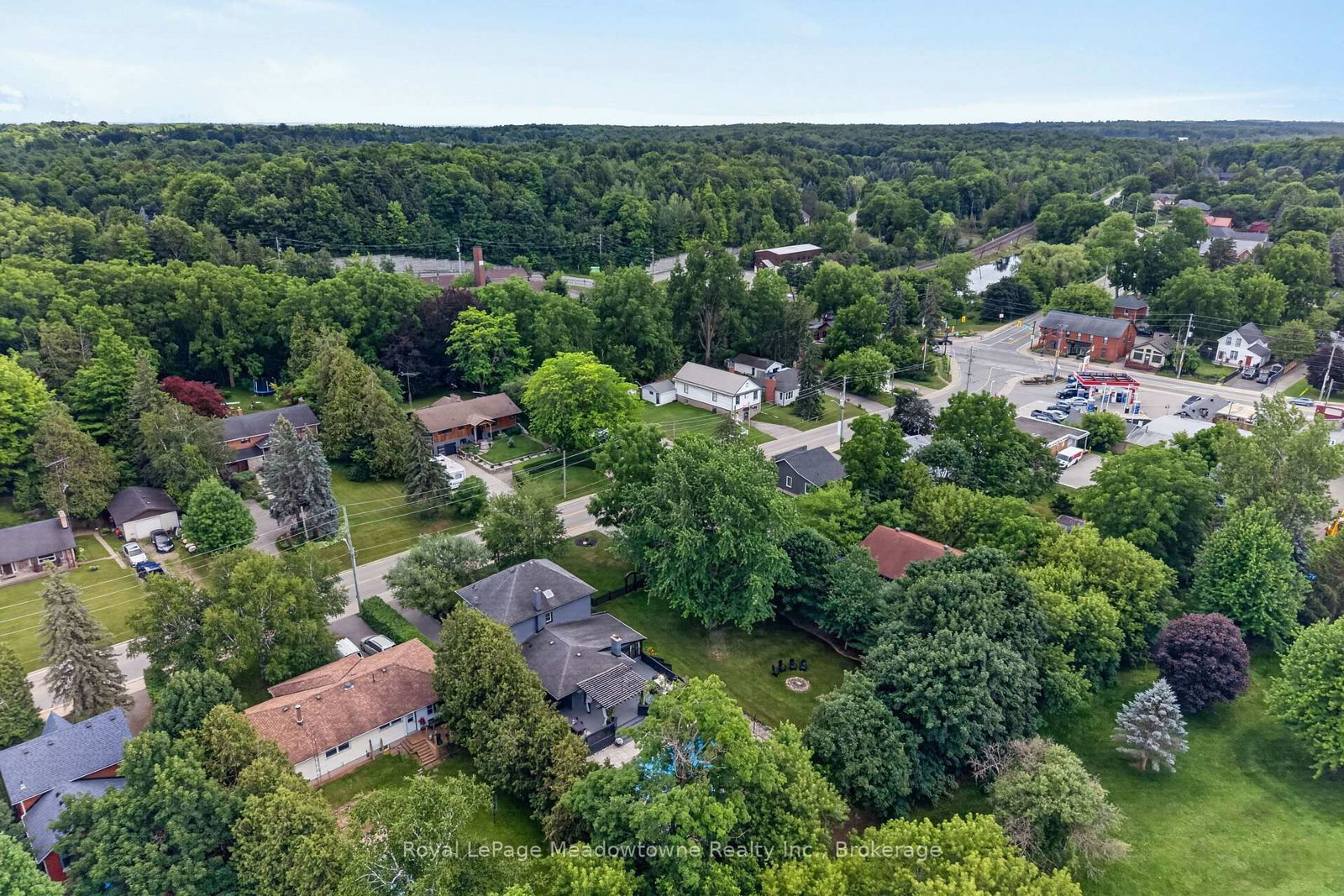 53 CAMPBELL Avenue E • Milton, ON photo 49