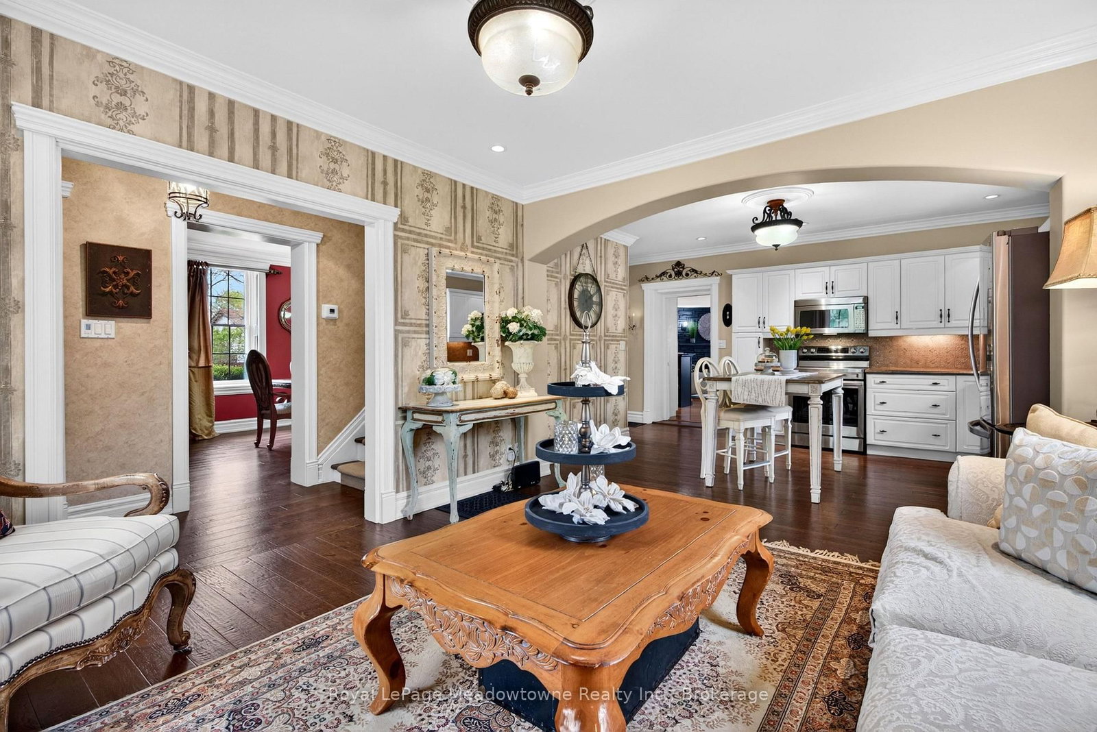53 CAMPBELL Avenue E • Milton, ON photo 8