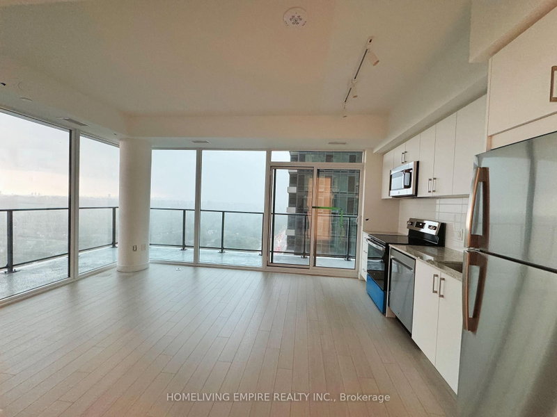 1915 - 4010 Eglinton Avenue W