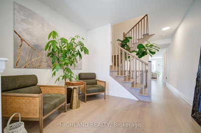 3153 John Mckay Boulevard • Oakville, ON photo 3