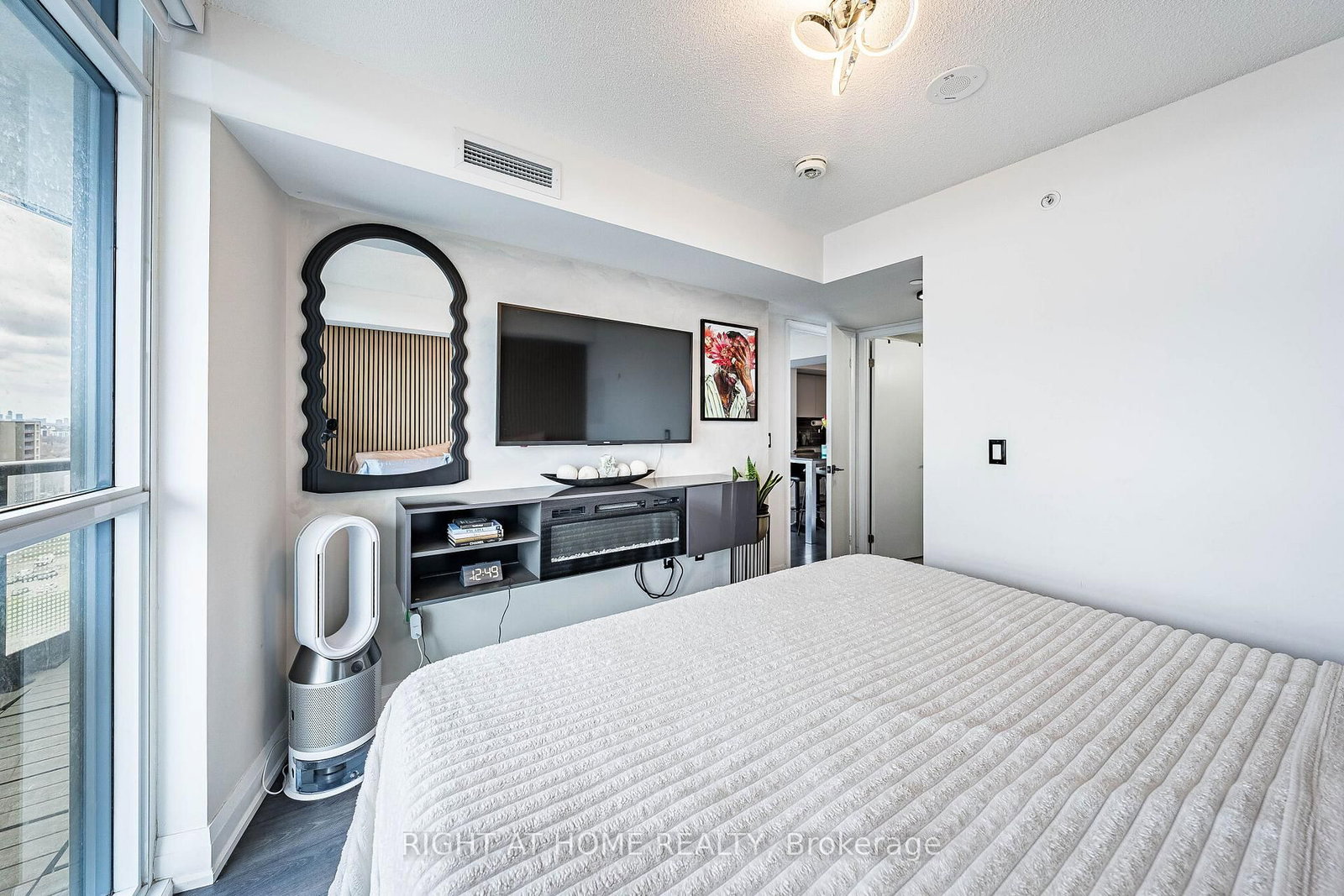 30 gibbs Road • #1309 • Toronto, ON photo 22