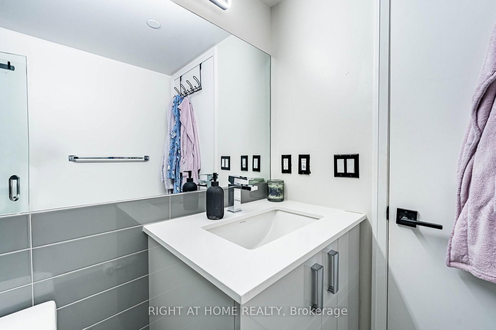 30 gibbs Road • #1309 • Toronto, ON photo 25