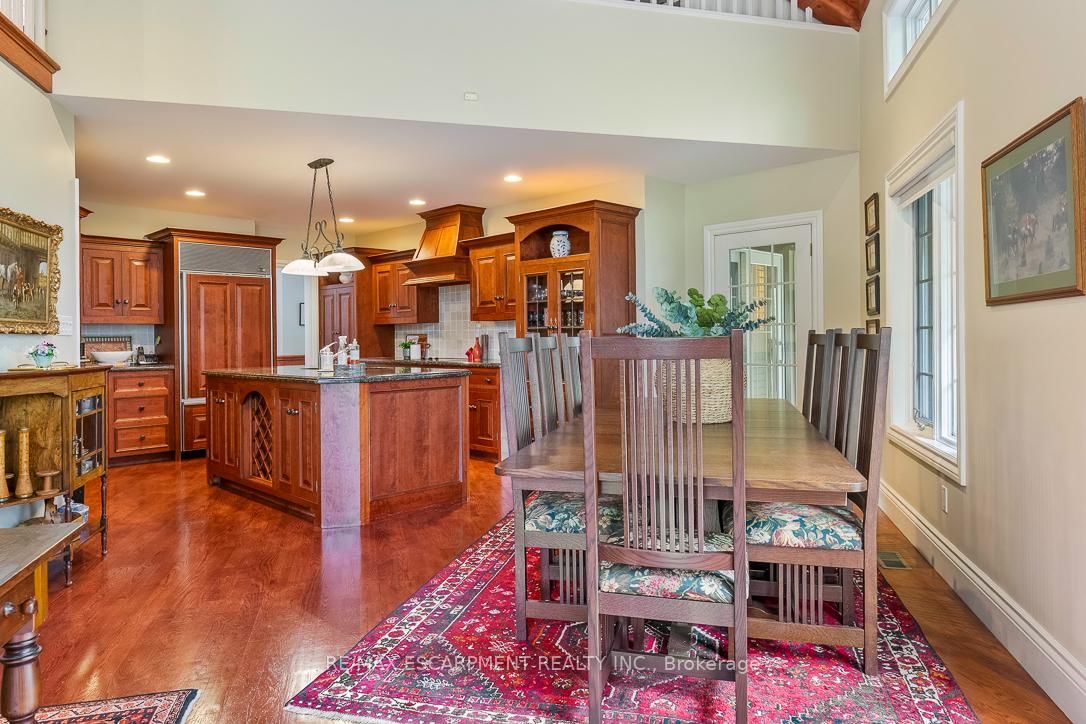22 Southridge Trail • Caledon, ON photo 13