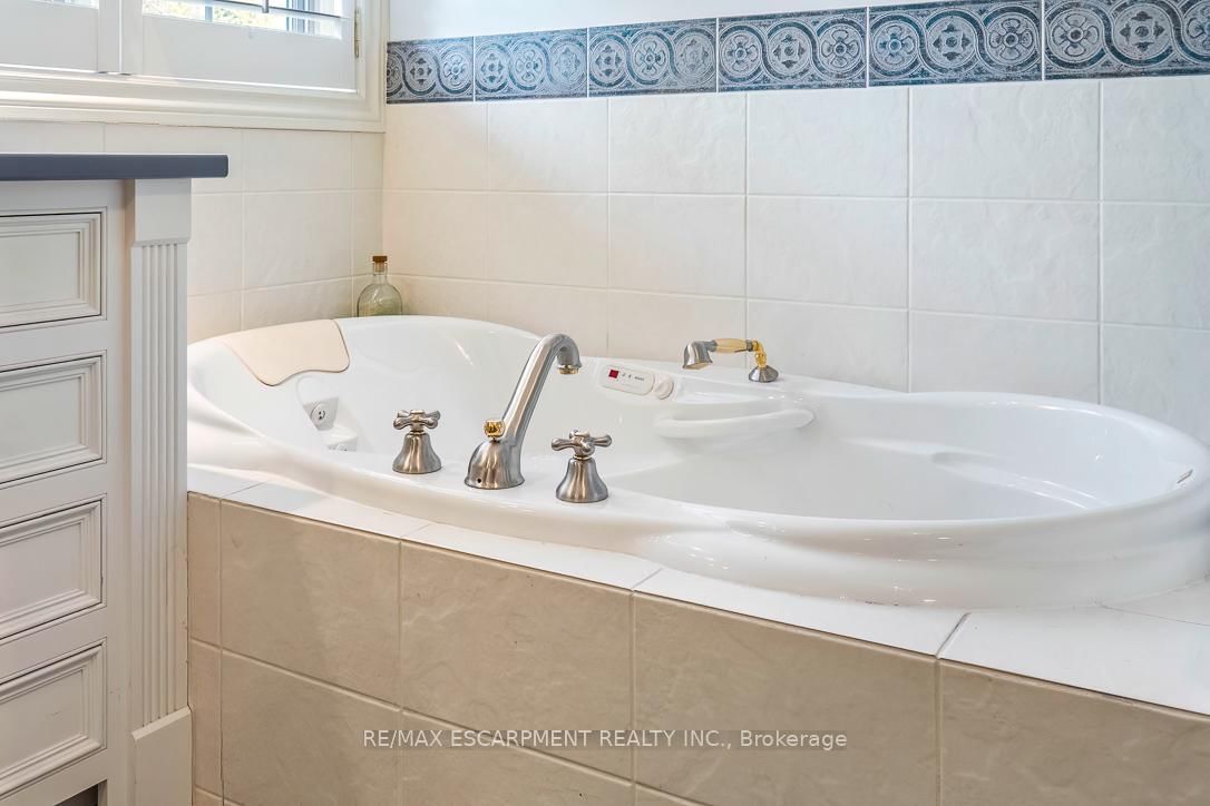 22 Southridge Trail • Caledon, ON photo 24