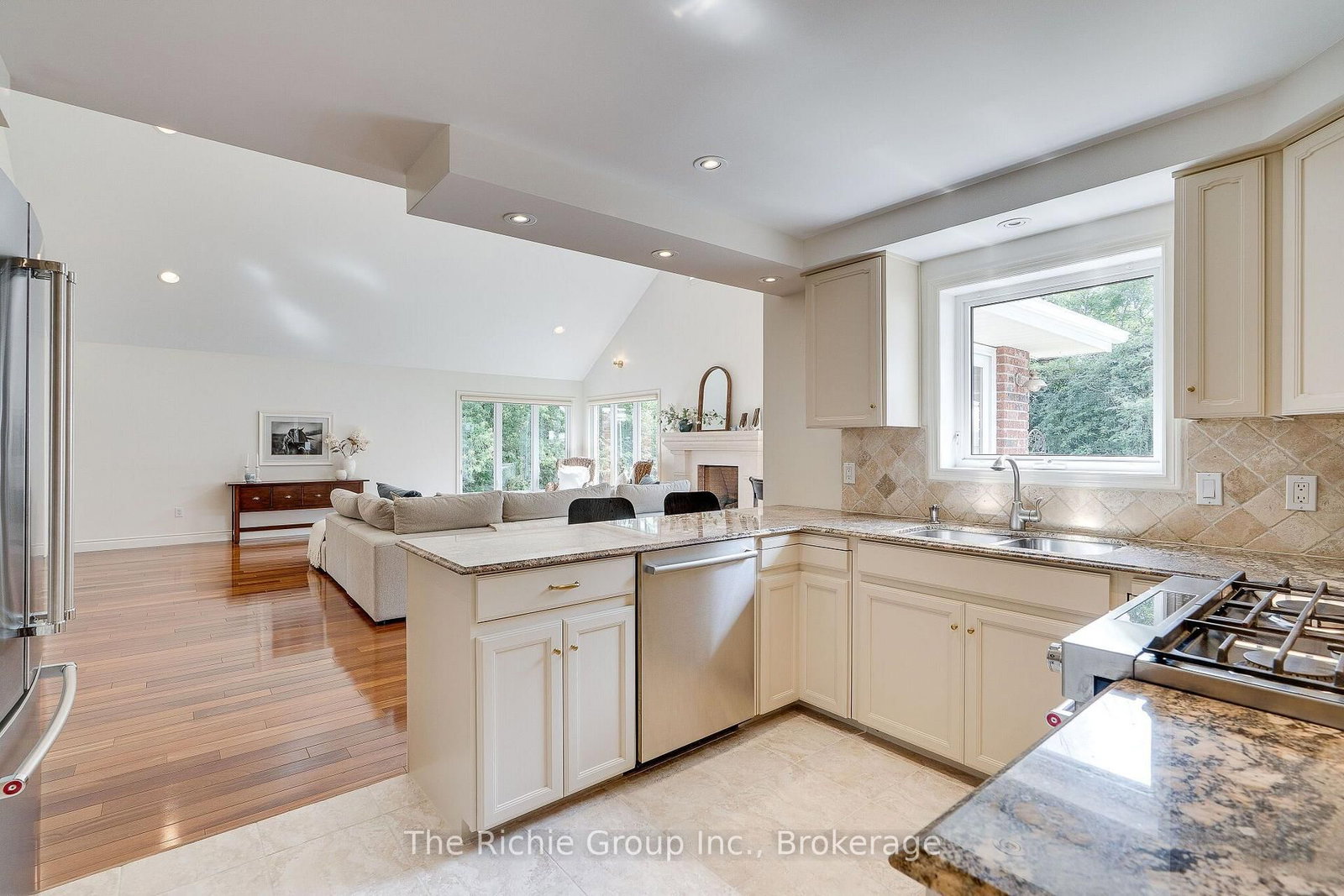 14198 Heritage Road • Caledon, ON photo 9