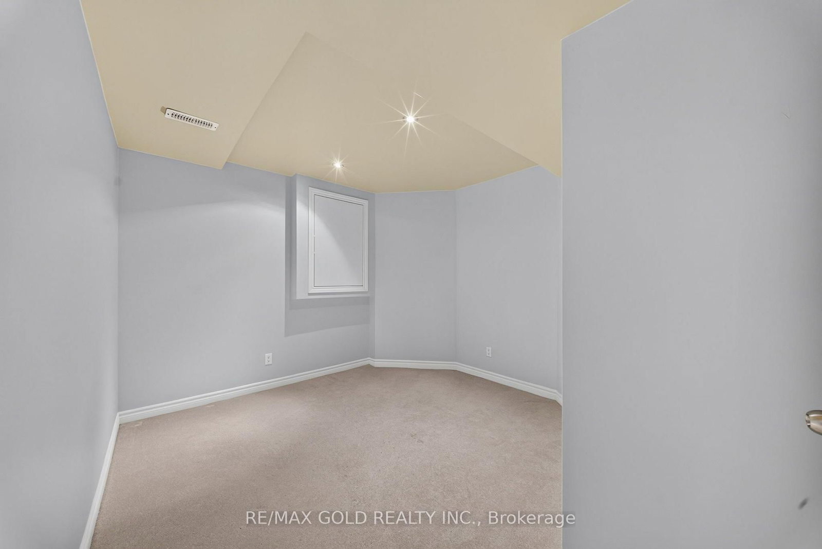 24 Quintessa Trail • Brampton, ON photo 36