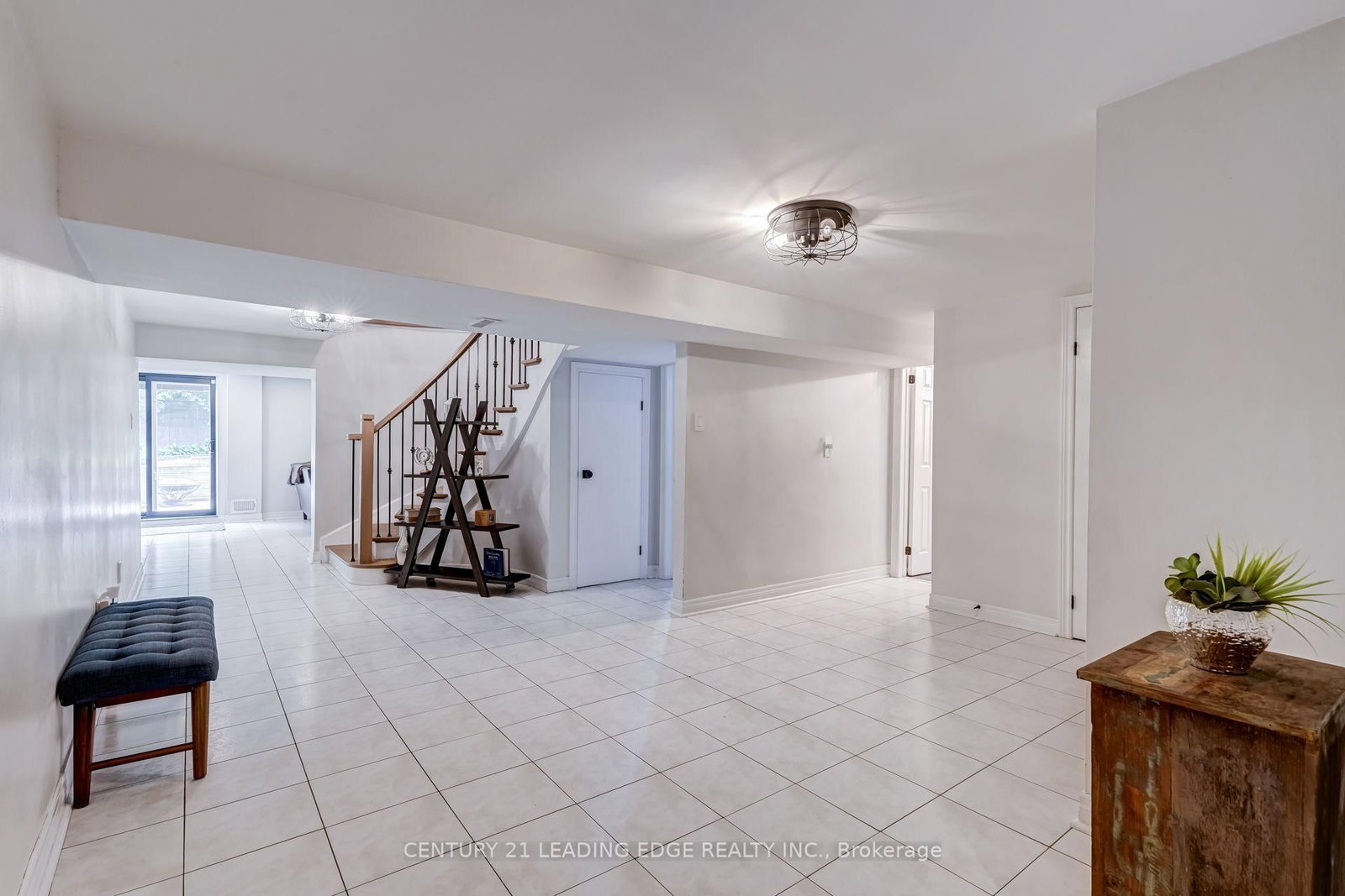 5 Mountbatten Road • Toronto, ON photo 38