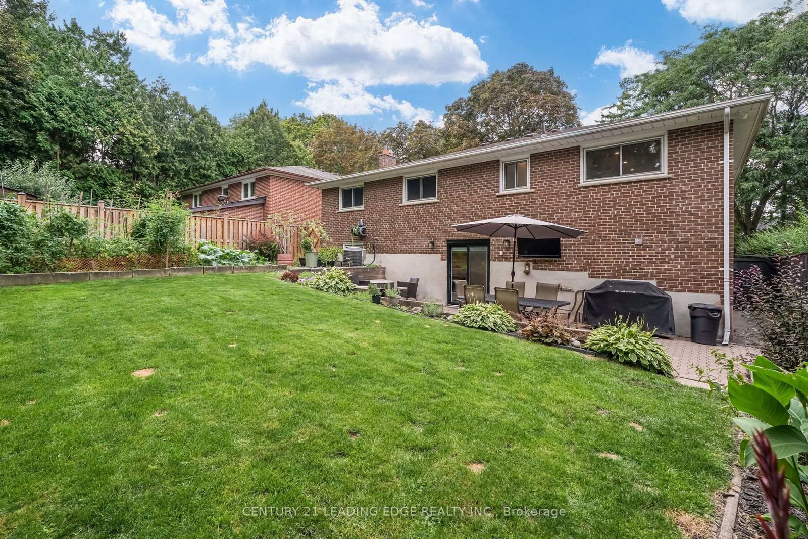 5 Mountbatten Road • Toronto, ON photo 41