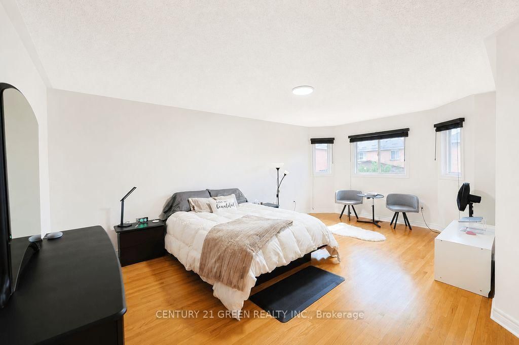 1446 Grossi Street • Mississauga, ON photo 38