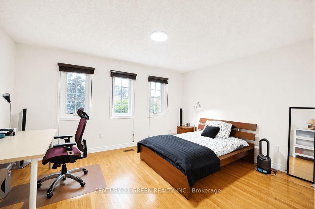 1446 Grossi Street • Mississauga, ON photo 40
